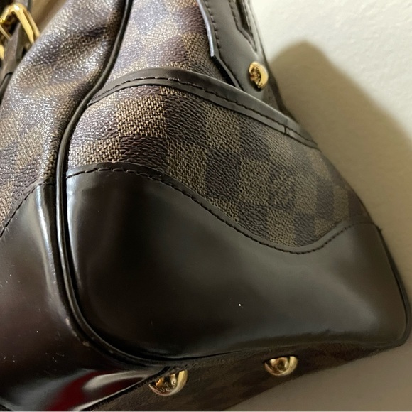 Louis Vuitton Damier Ebene Berkeley Bag - Picture 14 of 16